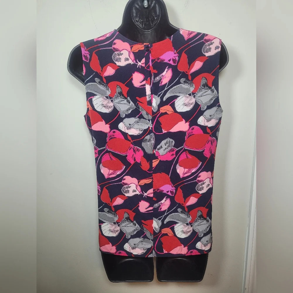 Diane Von Furstenberg Floral Lips Sleeveless Blouse sz S 13958DVF - Picture 2 of 9